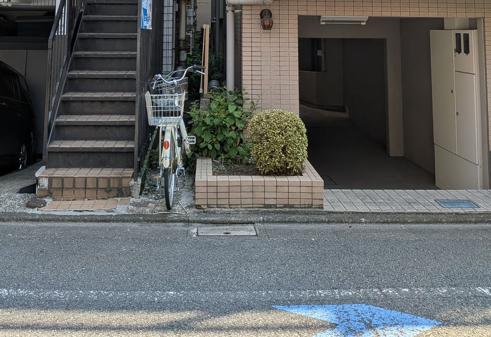 半地下の有る建物